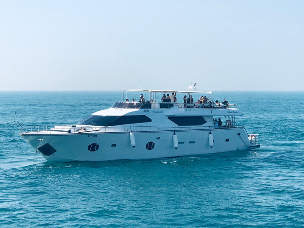 dutch oriental yacht dubai